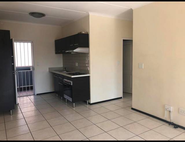 2 BEDROOM PROPERTY TO RENT IN NORTH RIDING